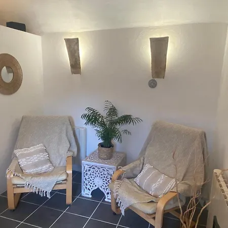 Flora Hébergement de vacances *